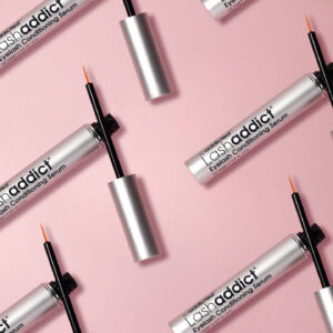 まつ毛を育てる救世主「ラッシュアディクト」を効果と使い方の徹底解説！